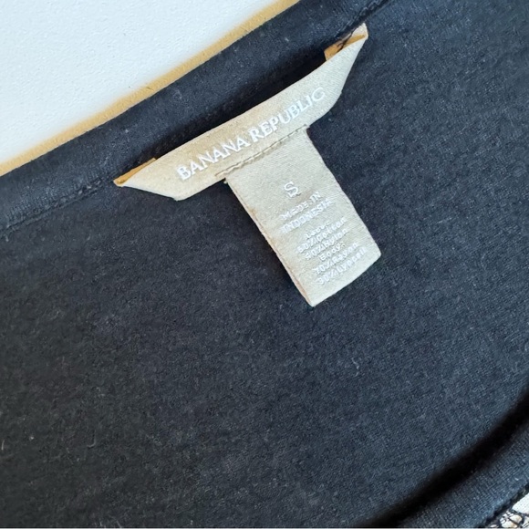 Banana republic black/ tan eyelet/ lace top ❤️ - Picture 5 of 6